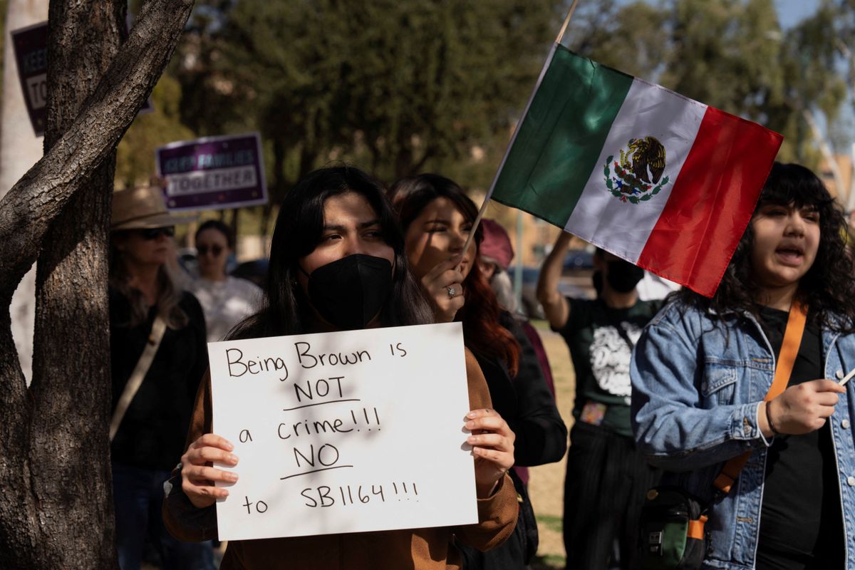 DHS will require migrants without legal status to register with U.S. government