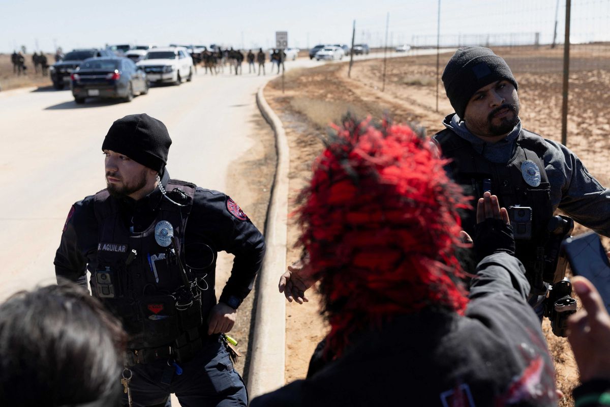 Piers Morgan panel devolves into shouting over Trump's ICE: 'We have rights!'