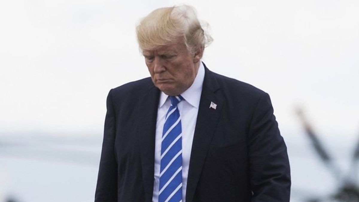 Deflated Trump searched for a 'smiling face' as Florida arraignment concluded: courtroom observer