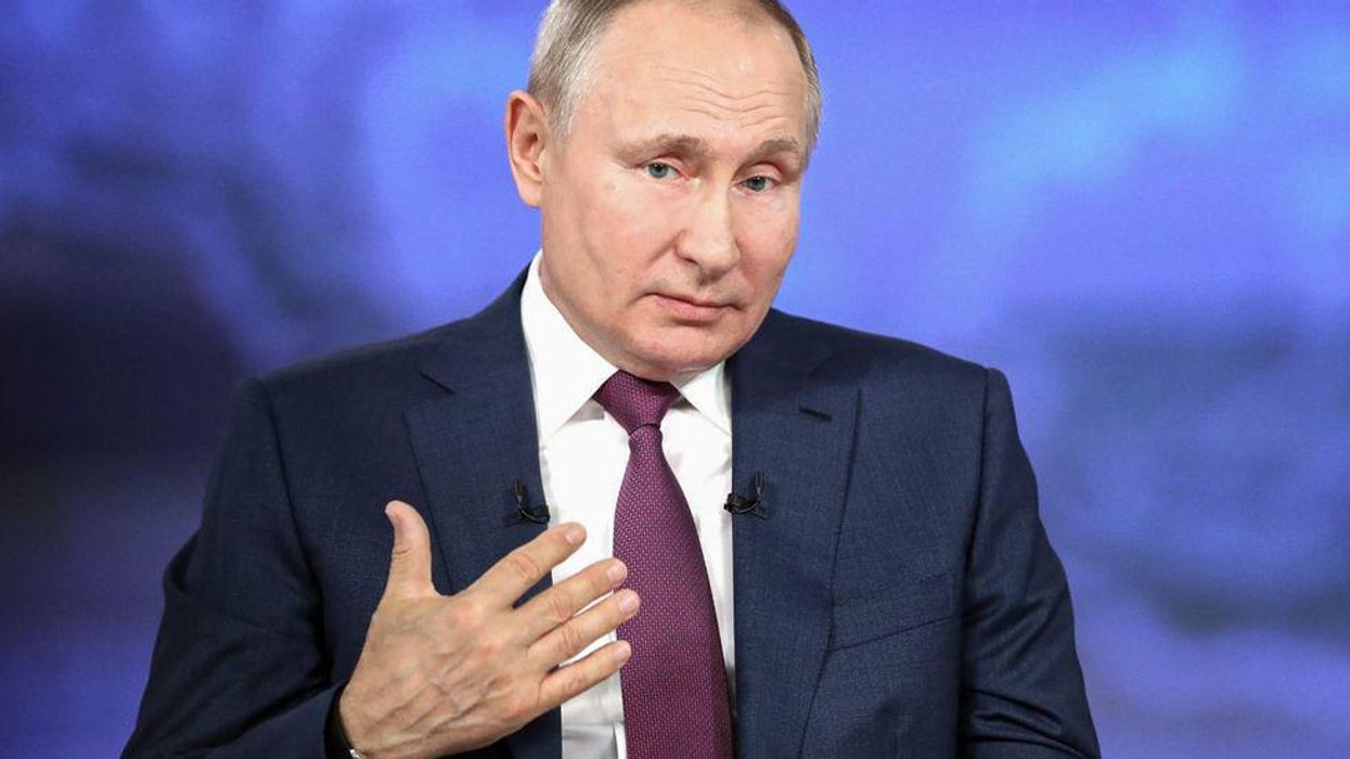 U.S. unveils sweeping sanctions targeting Russia's wartime economy