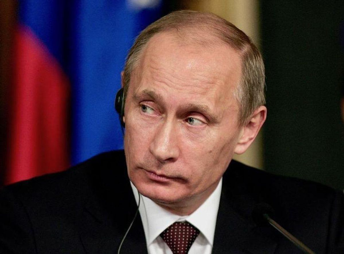 NATO bars 8 members of Russian mission as spies