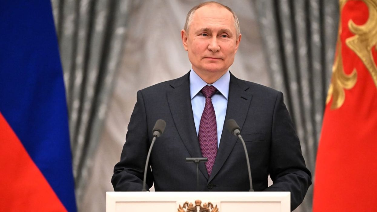 Putin fears he 'doesn't have much time' in power — and it's fueling desperation for victory: Former defense official