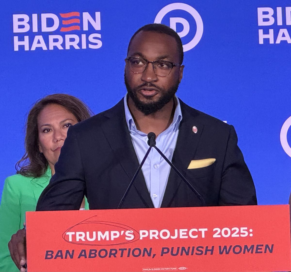 Dems ramp up fight against Trump just steps outside Republican National Convention