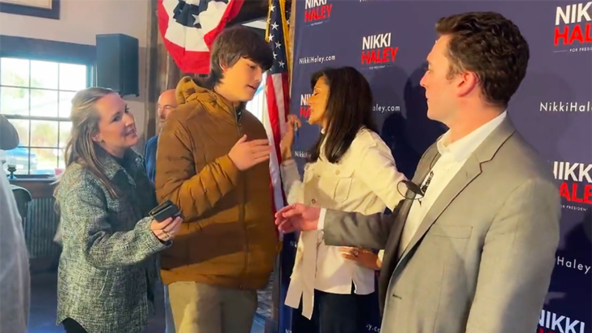 Nikki Haley staffer shoves along N.H. teen who asks if she thinks Trump is a threat: video