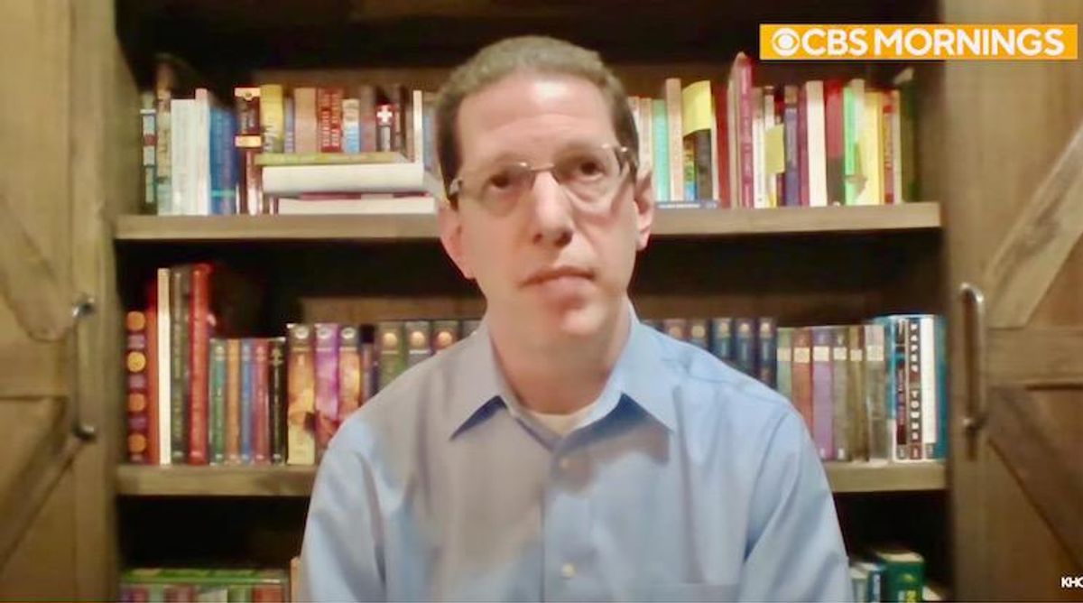 Texas rabbi describes moment he threw a chair at gunman in hostage stand-off