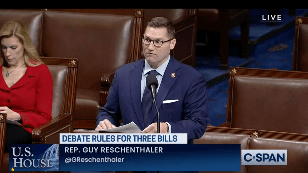 Math-challenged GOPer ridiculed for Bidenomics gaffe: 'Another rocket scientist'