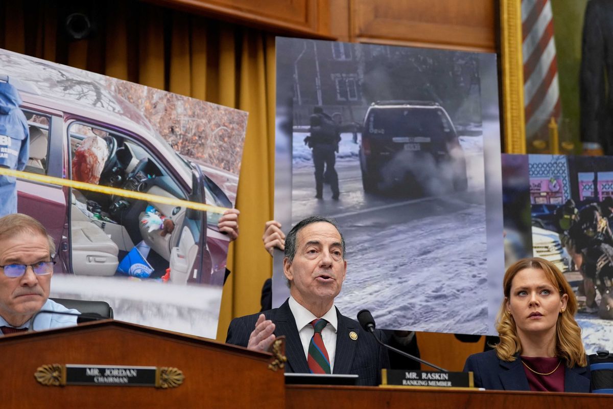 Lawmaker rips Pam Bondi in scathing opening: 'You're running a massive Epstein cover-up'