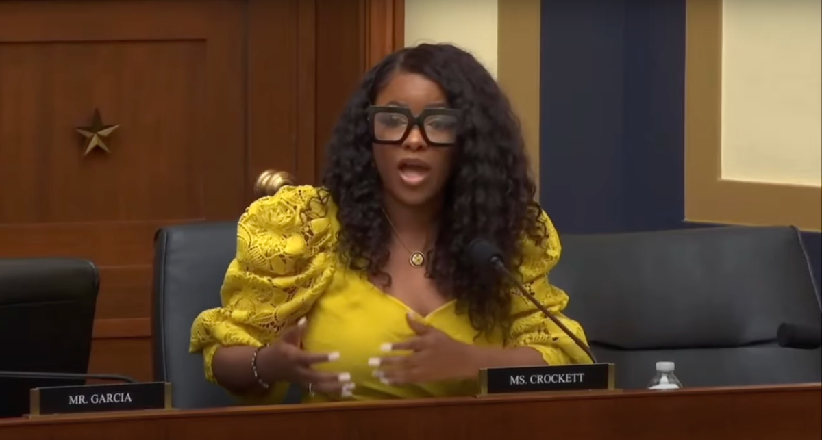 ‘Math ain’t mathin’: Jasmine Crockett torches Melania Trump over 'Einstein visa'