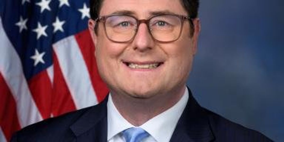 'Shame!' Republican deluged with boos as he urges town hall attendees ...