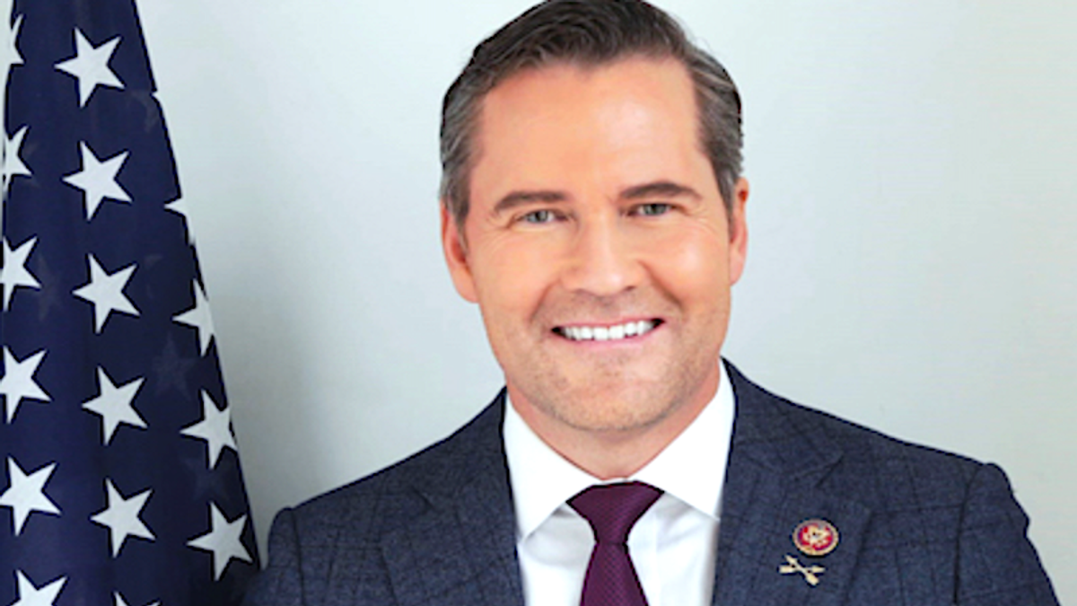 CNN host confronts GOP lawmaker in interview about Democratic patriotism