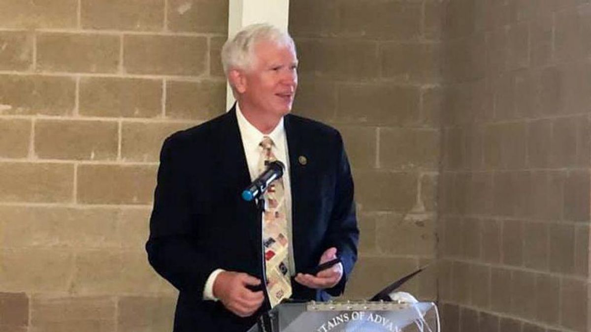 Mo Brooks posts his Gmail password while ranting about Eric Swalwell subpoena