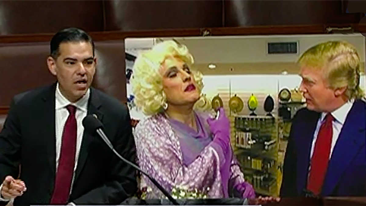 Congressman reveals Republican presidents who love drag queens