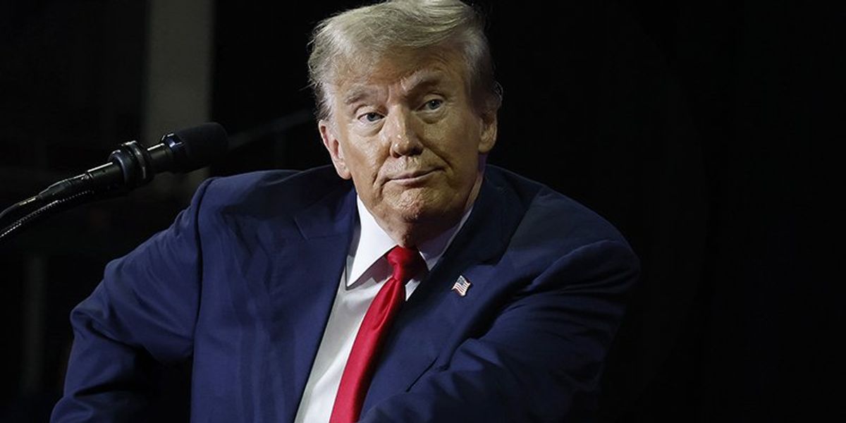 Judge gives last-minute denial to Trump's demand to stop hush money trial