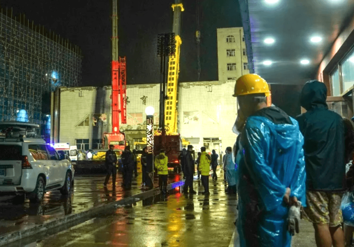 11 dead after school gym roof collapses in China