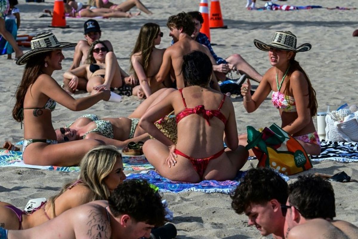 Vacation buzzkill: Canadians cancel summer trips to Trump's America