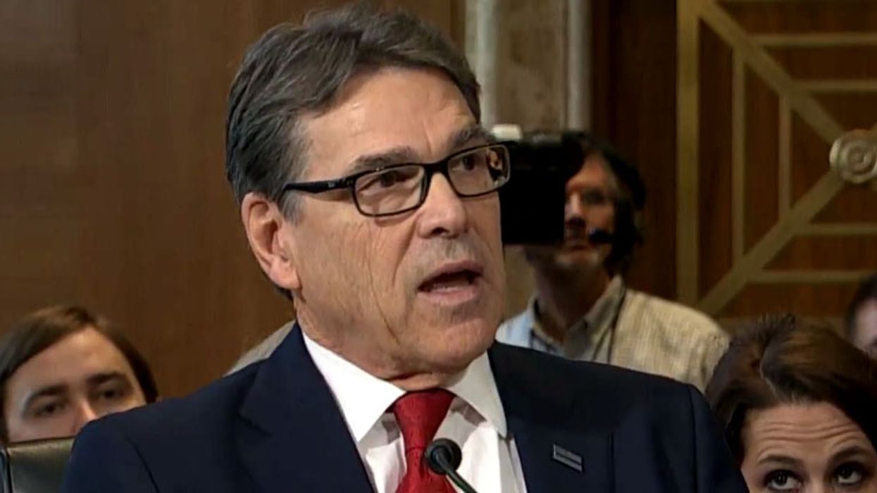 Rick Perry says he's thinking about running for president