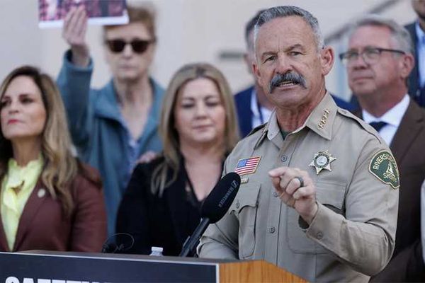 MAGA sheriff behind 'unlawful' ballot seizure demands taxpayers pay his lawyers: report