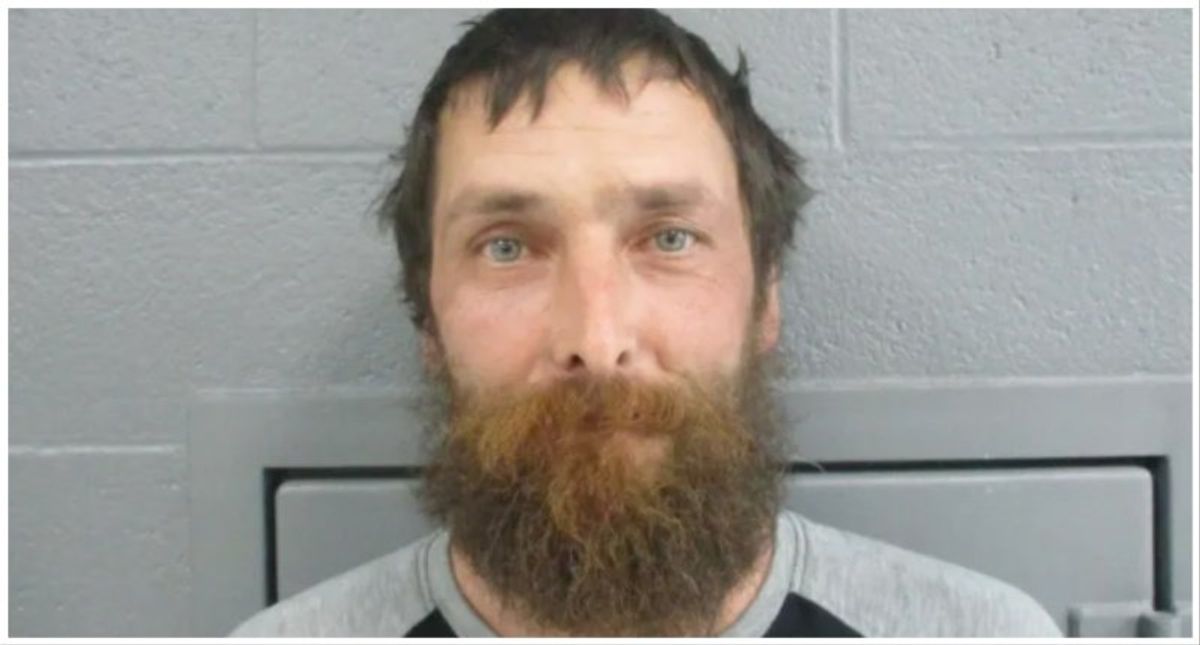 West Virginia man threatened to kill cop's kids in racist 911 call: criminal complaint