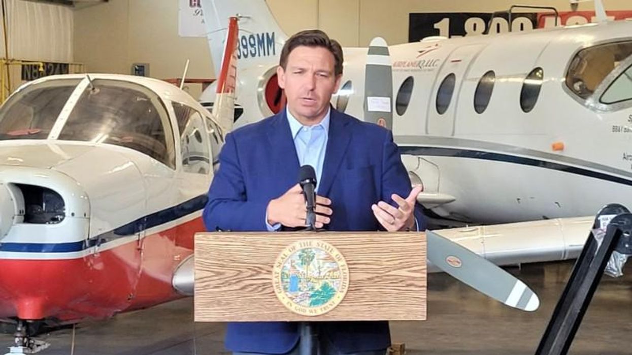 Florida newsman uses maps to debunk Ron DeSantis claim Ft. Meyers was 'never' in hurricane's path