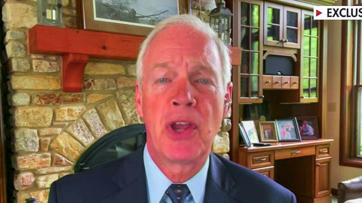 Ron Johnson whines: 'People in Wisconsin think I'm a tool of Vladimir Putin'