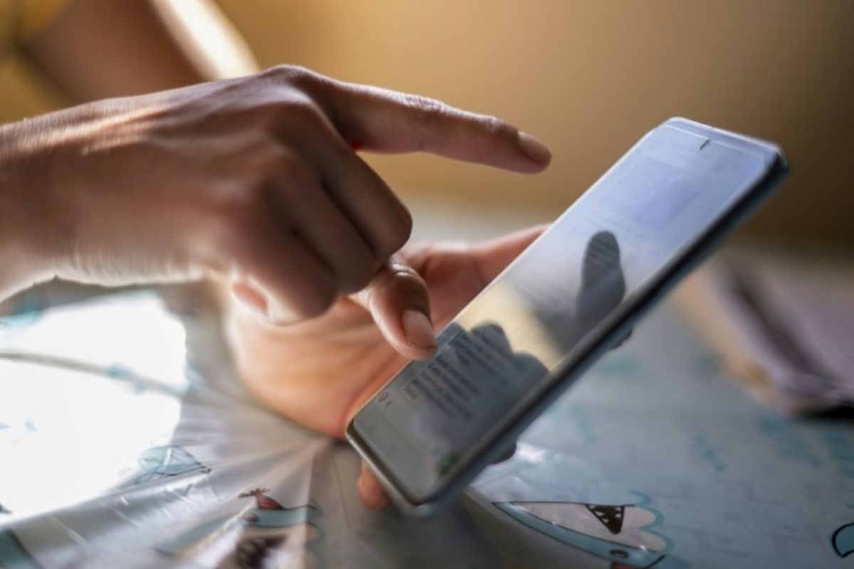 Undocumented migrants turn to Whatsapp to stay ahead of US raids