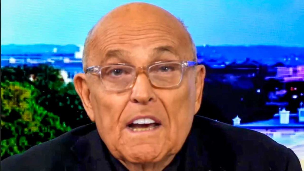 Disbarred Rudy Giuliani offers to represent NYC cops over snowball fight with 'illegals'