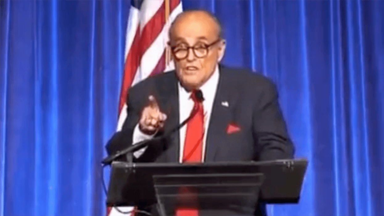 Was Rudy Giuliani 'drunk out of his mind' when he impersonated the Queen of England at 9/11 dinner?