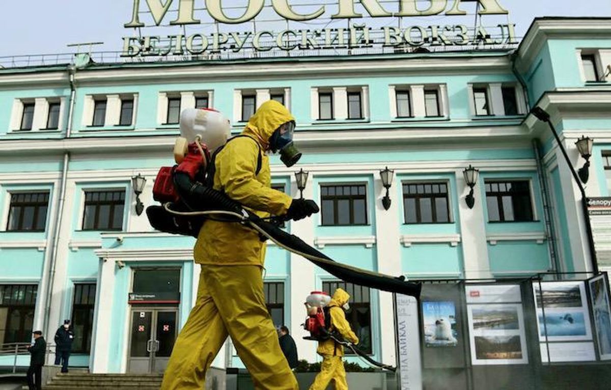 Moscow to shut non-essential services over virus