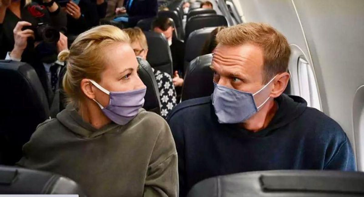 Alexei Navalny's wife 'worried' for Kremlin critic after prison visit