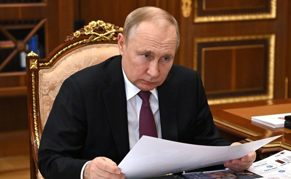Putin signs decree enlisting 134,500 young men into Russian army