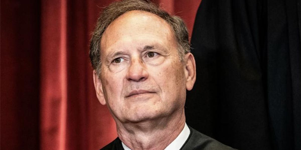 Alito drops hints he’d like to retire from Supreme Court — but only if