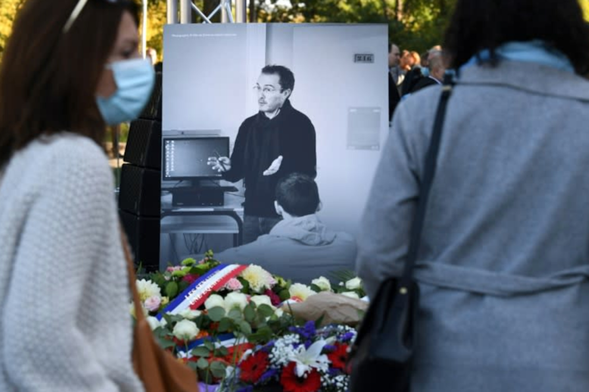 Teen who lied about beheaded French teacher's class says 'sorry'