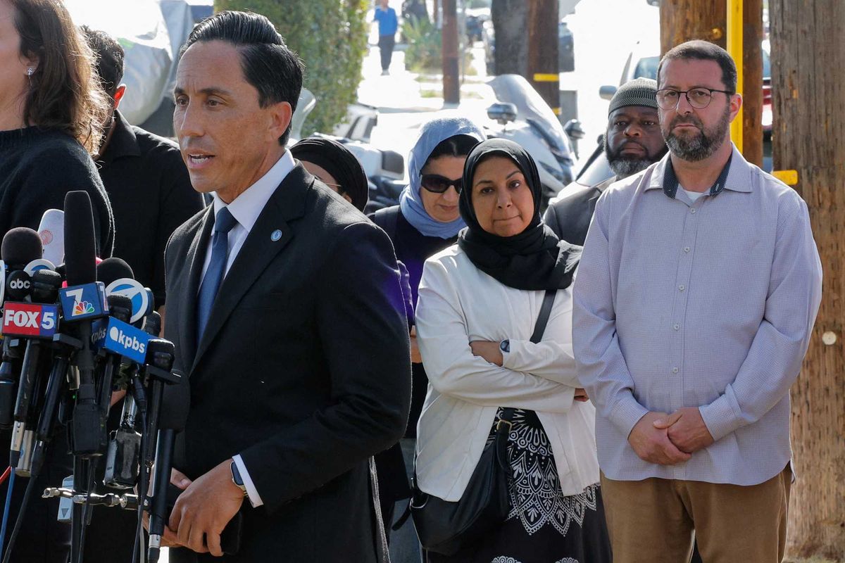 Screaming heckler disrupts San Diego mayor's shooting presser with vulgar tirade