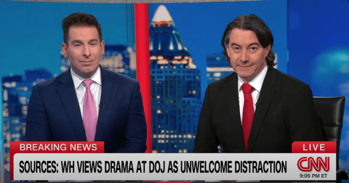 'Train wreck': Expert baffled as Trump easily could've saved DOJ 'heck of a lot of damage'
