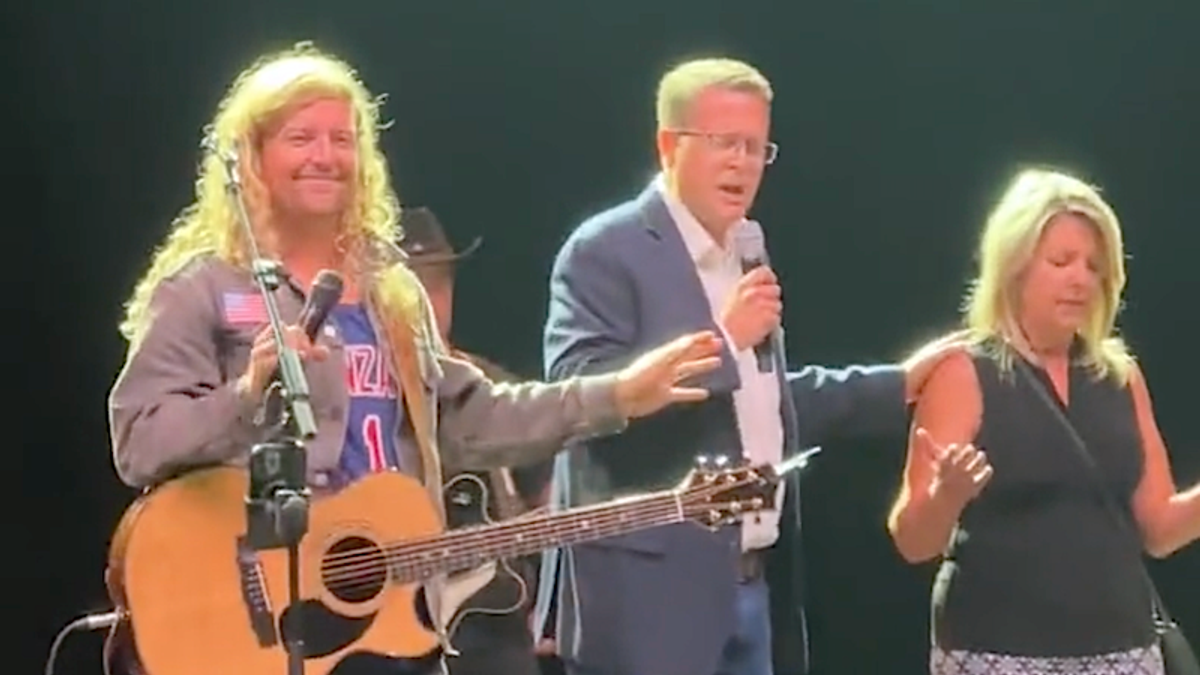 Outrage after Spokane mayor attends Christian nationalist concert as nearby wildfires burned