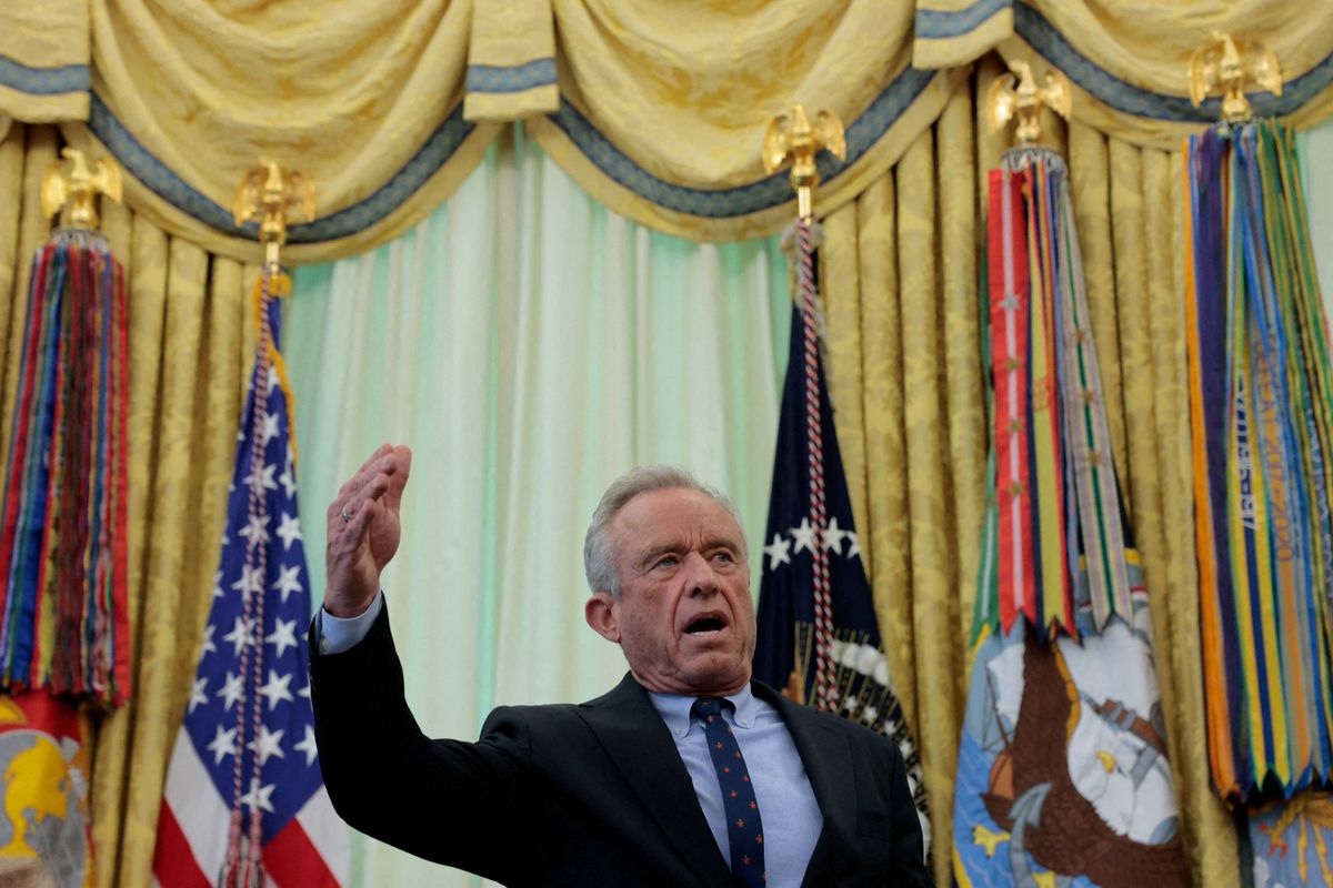 Alarms blare as RFK Jr. releases food plan that nobody really understands: report