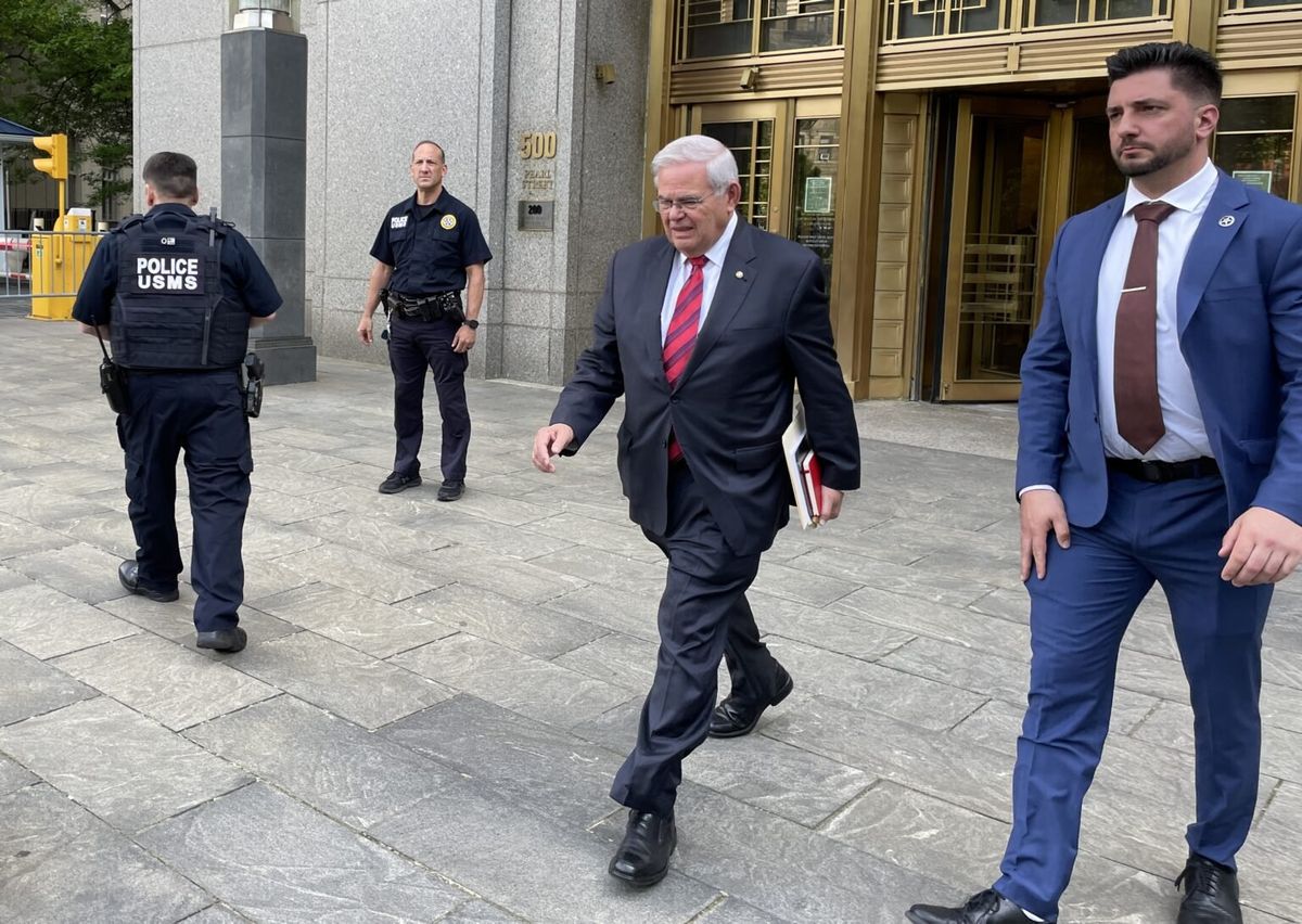 Prosecutors seek 15-year prison term for ex-senator in bribery scheme