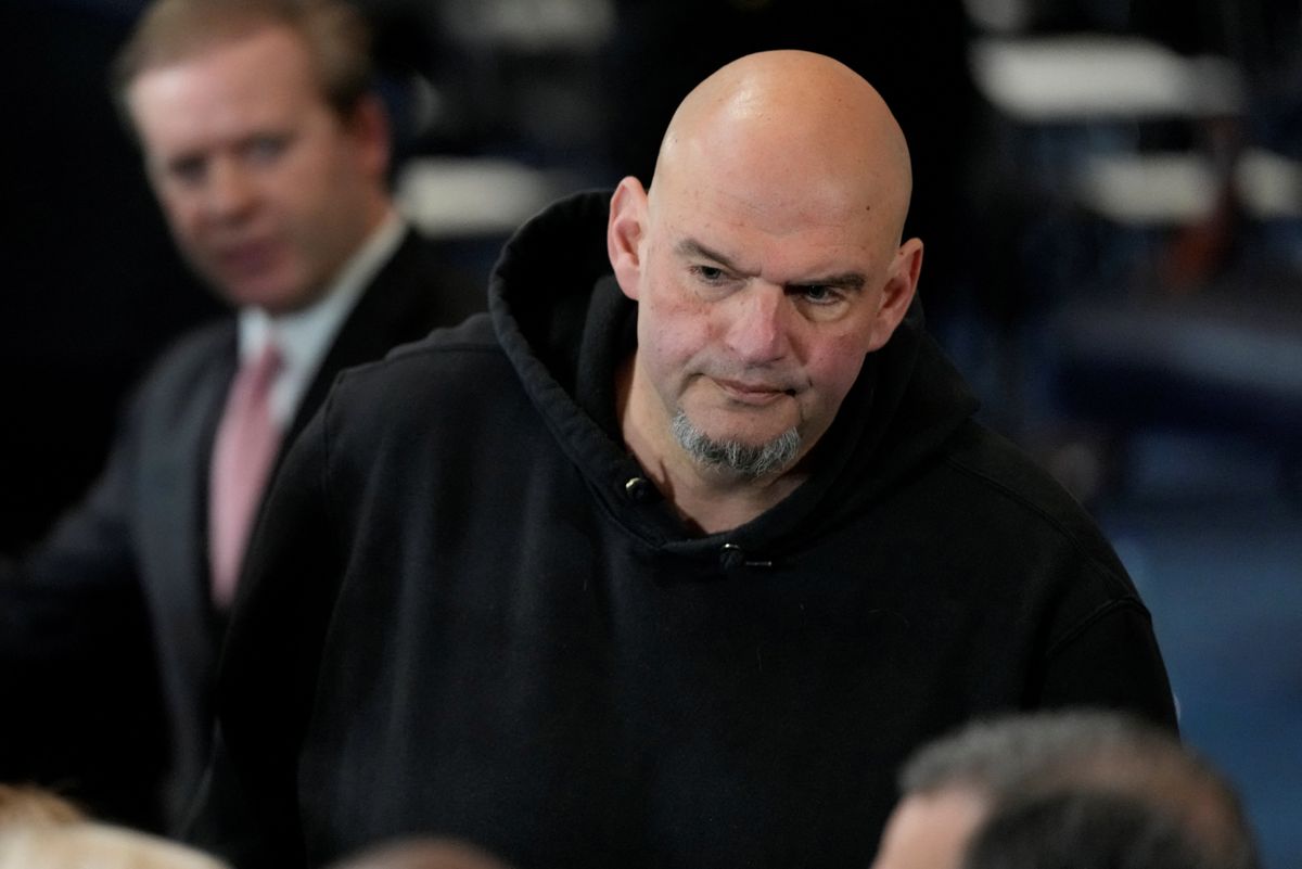 Fetterman denies shift toward Trump amid concern over his Democratic credentials