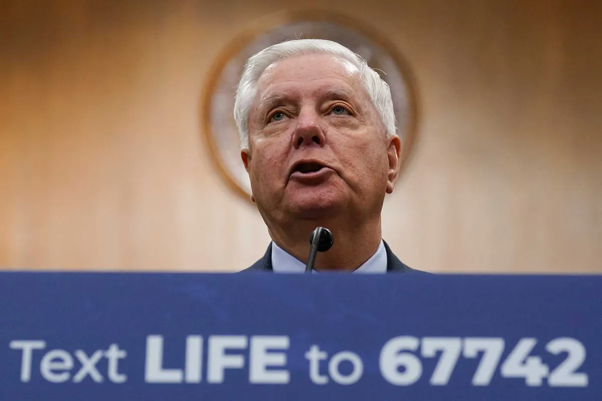 Lindsey Graham unleashes fiery warning to Mike Johnson: 'I won't forget this'