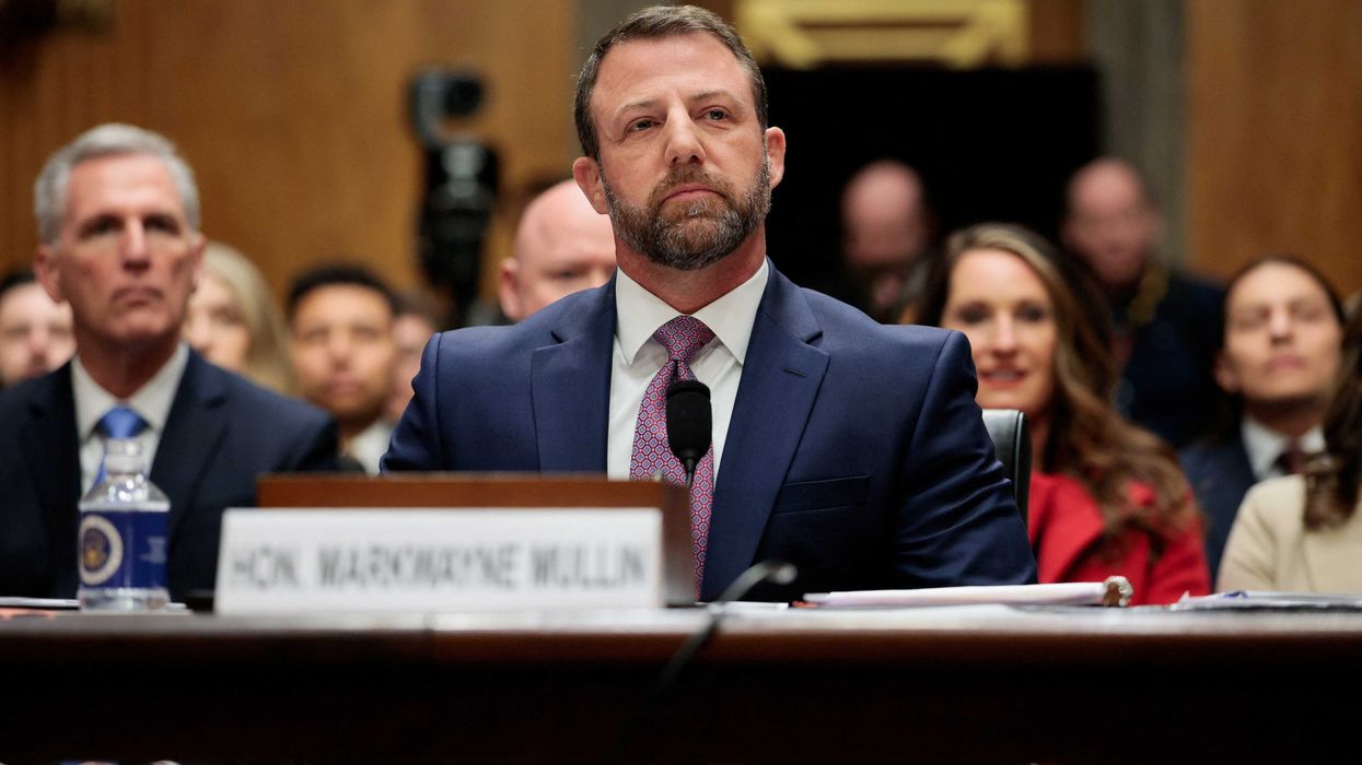 Markwayne Mullin walks back 'deranged' attack on Alex Pretti: 'I shouldn't have said that'