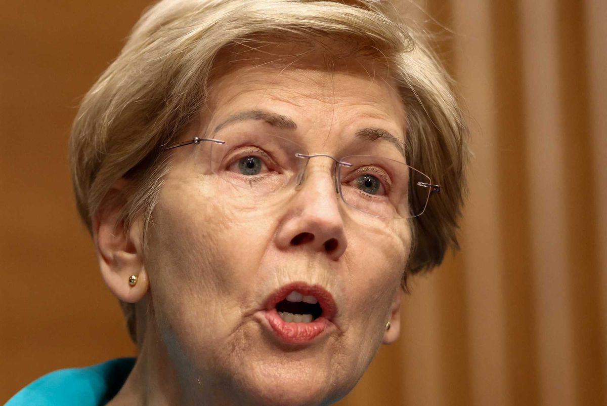 Elizabeth Warren goes scorched earth on Trump's 'sock puppet' Fed chair nominee in hearing