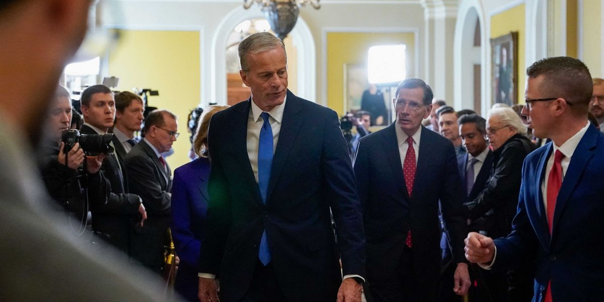 Vance casts tie-breaking vote as GOP caves to Trump's pressure campaign on war powers