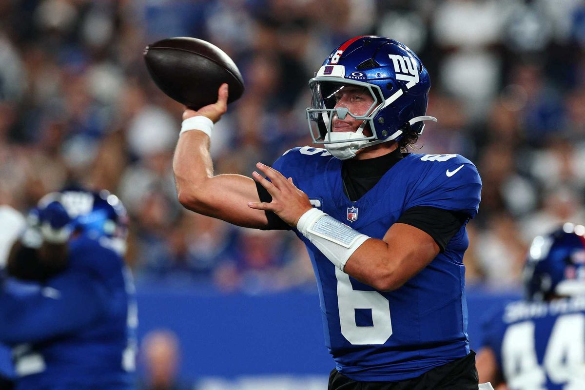 Trump blamed for NFL quarterback's big injury: 'Trump curse continues'