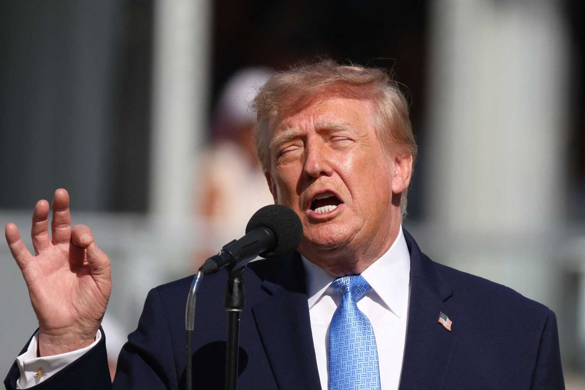 'They're just stealing your money': Fury as Trump drops another 'absolutely demented' ad