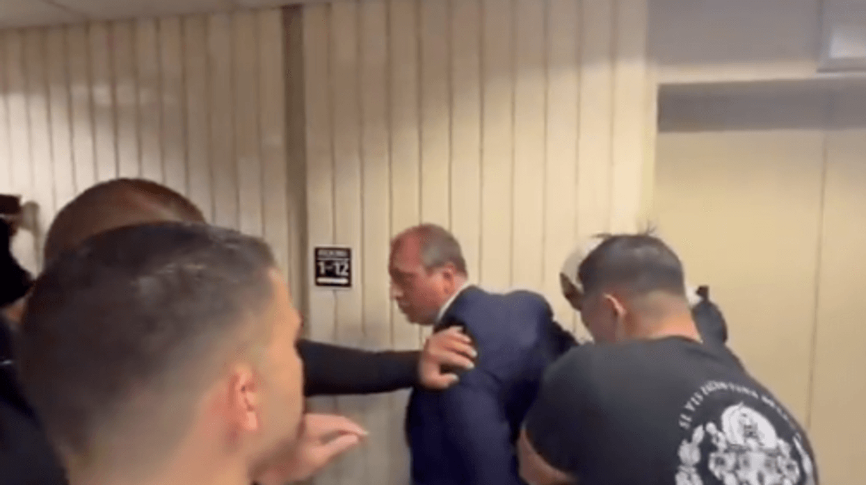 NYC mayoral candidate charged with assaulting ICE agent after courthouse arrest