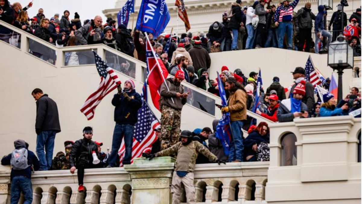 New York town official resigns after being identified in photos of MAGA riot at Capitol