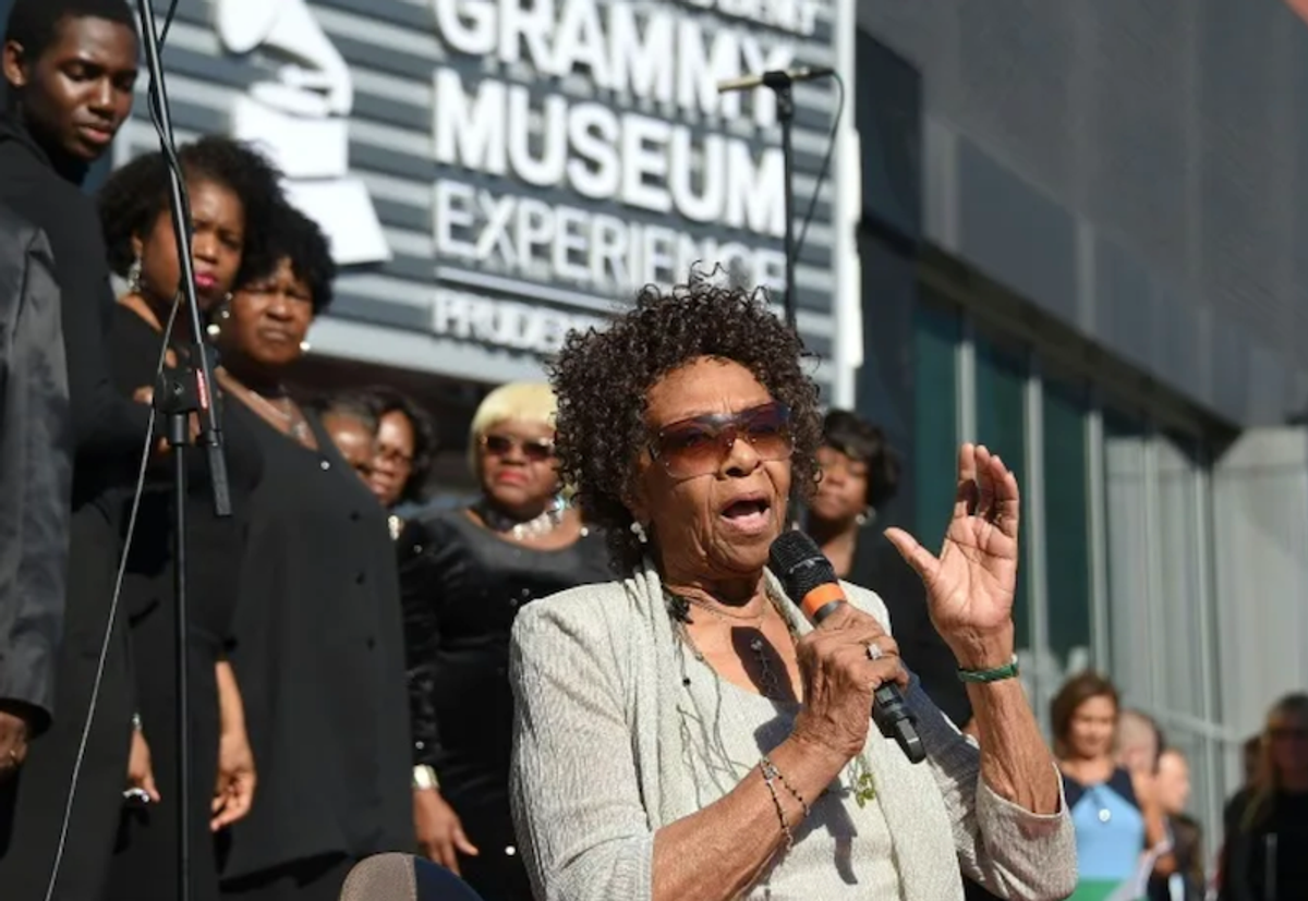 Grammy-winning Cissy Houston, mother of Whitney, dies at 91