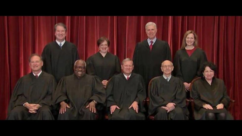Six Supreme Court justices appear to be leaning towards dismantling the Texas abortion law: legal analyst
