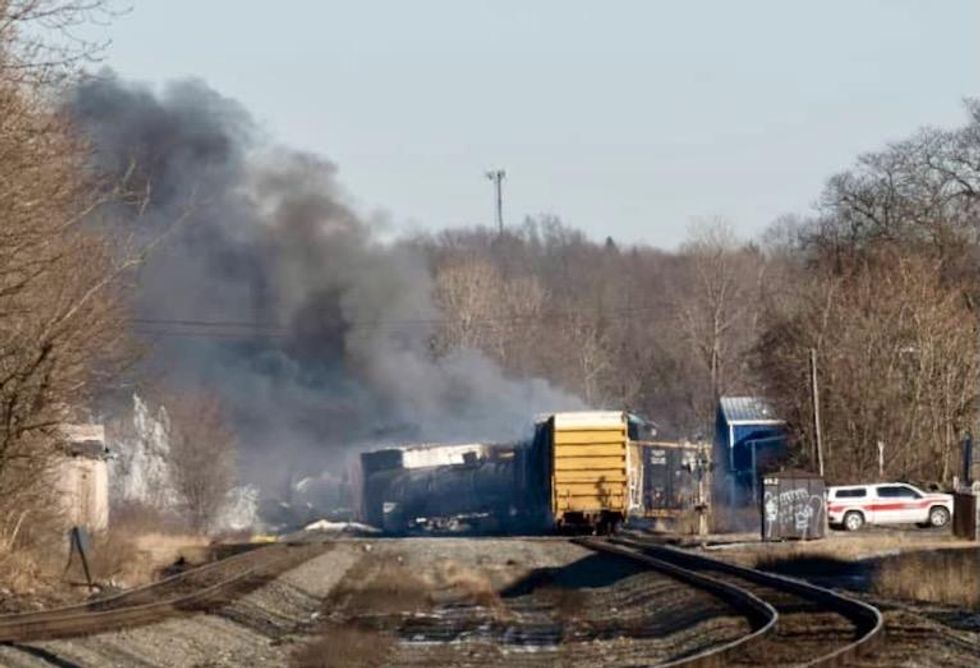 U.S. rail workers told to skip safety inspections and repairs: report
