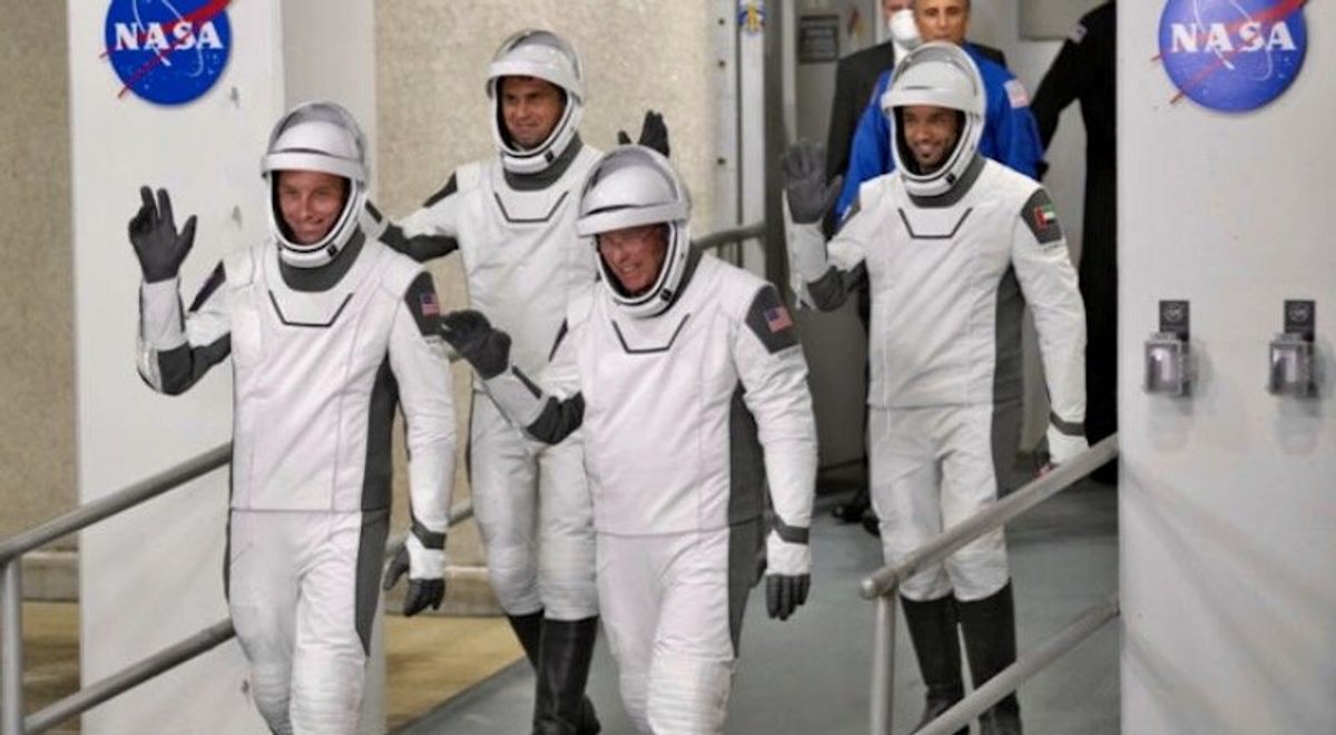 SpaceX crew launch to ISS postponed